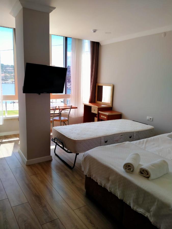 Venues Park Apart Suites Çeşme Buitenkant foto